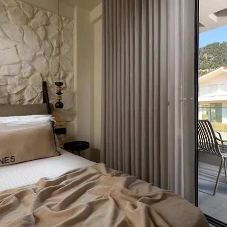 Ammothines خْريسيا أموذيا