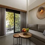 Ammothines Hotel *